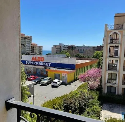 דירה K.k Elenite Astoria 5 *