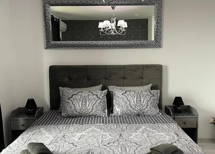 K.k Elenite Astoria 5 דירה סבטי ולאס