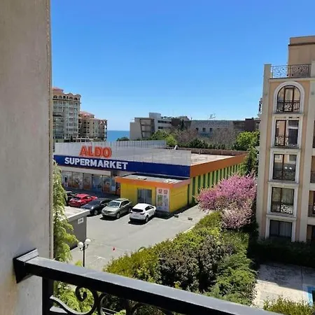 Apartment K.k Elenite Astoria 5 *